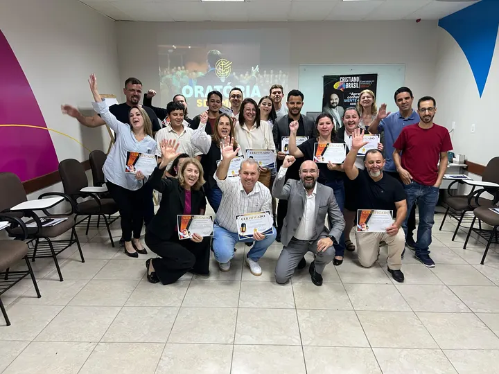 Cristiano Brasil apresenta treinamento para equipe multidisciplinar